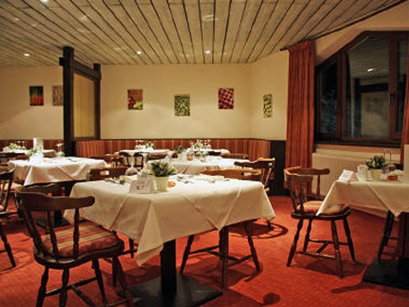 Hotel Mooserkreuz Санкт-Антон-ам-Арльберг Ресторан фото